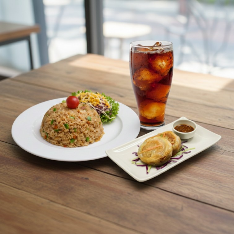 Veg Fried Rice Mandu Combo